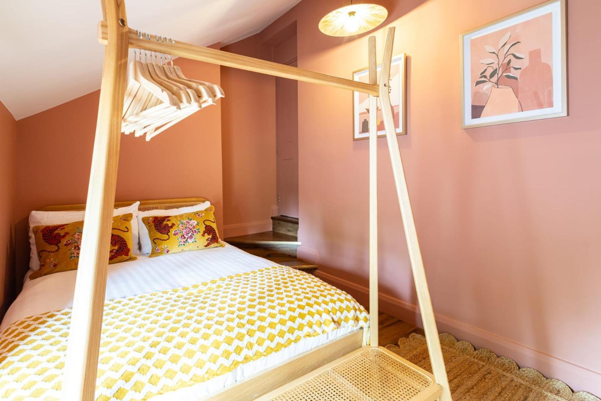 Host & Stay - Canny Cottage Отърбърн Екстериор снимка
