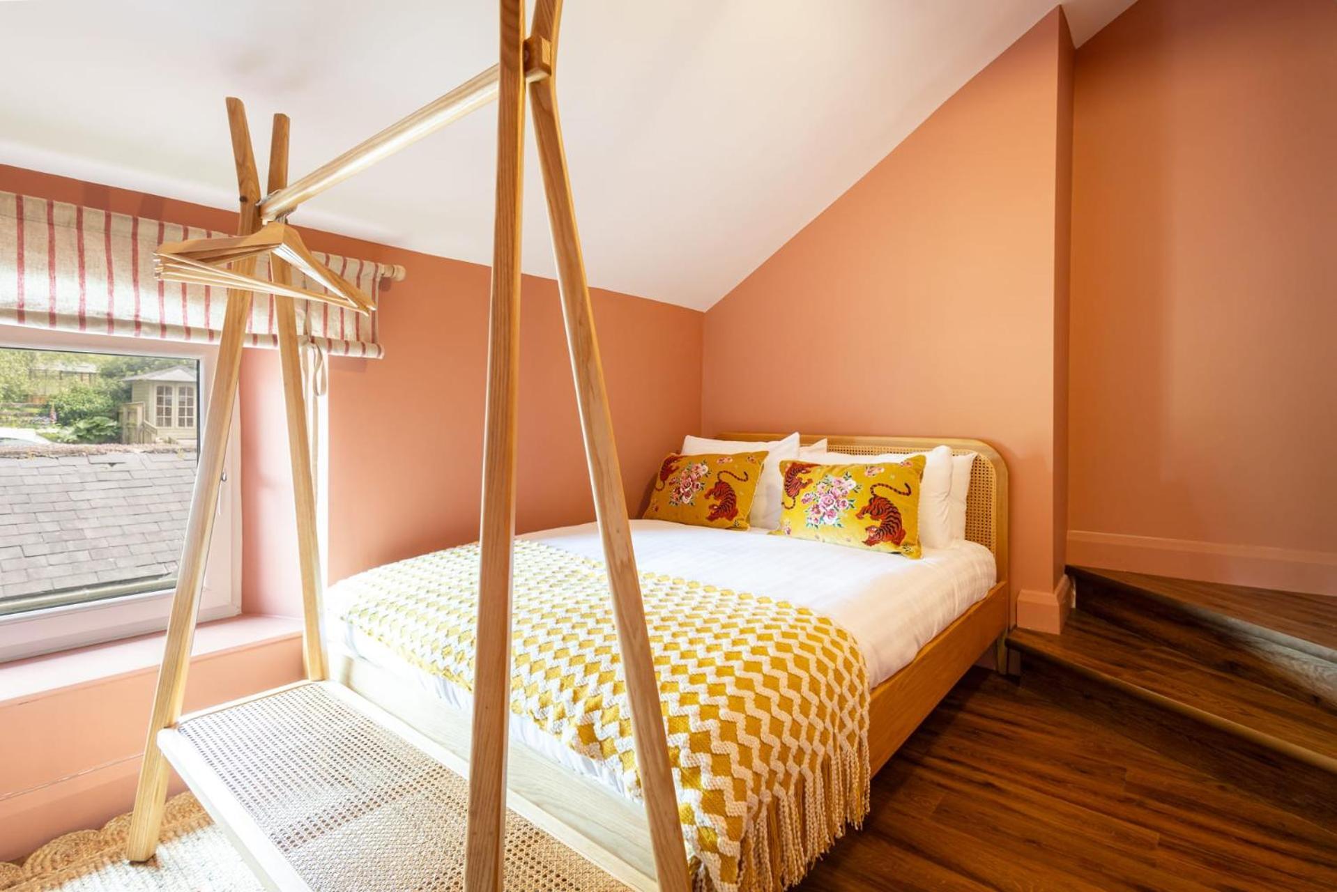 Host & Stay - Canny Cottage Отърбърн Екстериор снимка